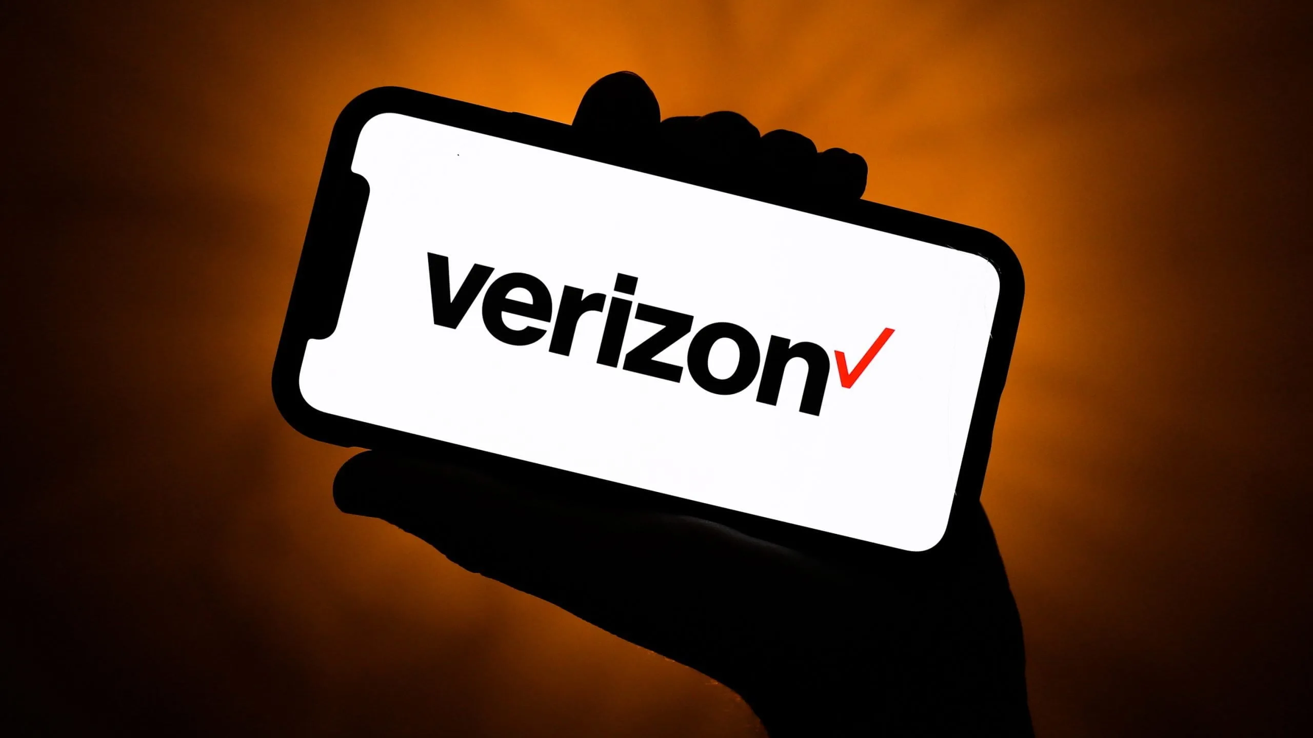 Verizon se va despărți de companiile media Yahoo și AOL pentru 5 miliarde de dolari