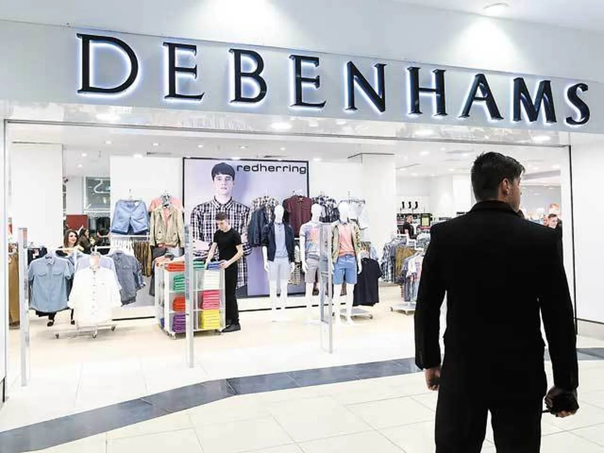 Ultimele magazine Debenhams își închid ușile