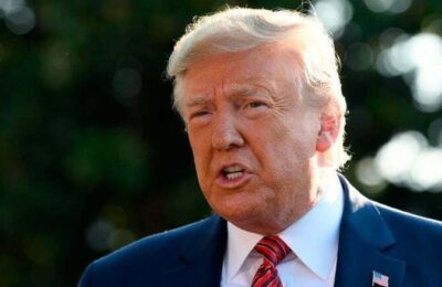 Donald Trump își planifică revenirea spectaculoasă pe rețelele de socializare, susține consilierul său