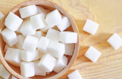 Cele mai dulci mituri, spulberate. Zahărul brun este la fel de dăunător, mierea se comportă identic în organism