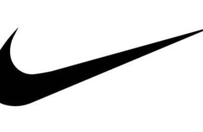 Istoria adidasilor Nike