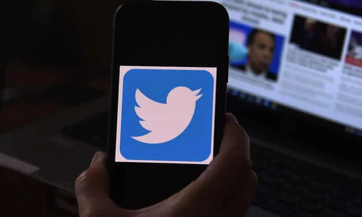 Twitter le sugerează utilizatorilor să fie drăguți și să se gândească de două ori înainte de a răspunde unui comentariu