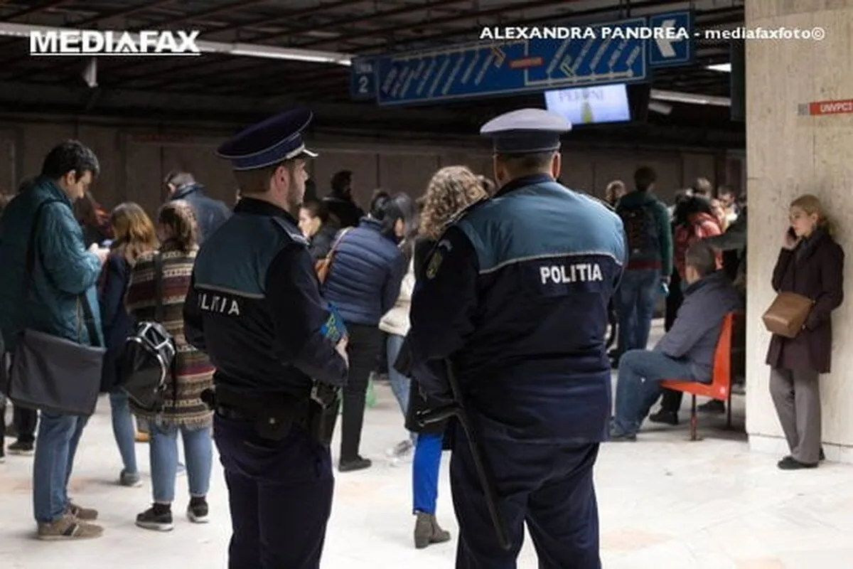 Patru femei, tâlhărite la metrou în București