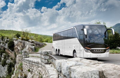 Alege Estertours pentru transport international cu autocarul