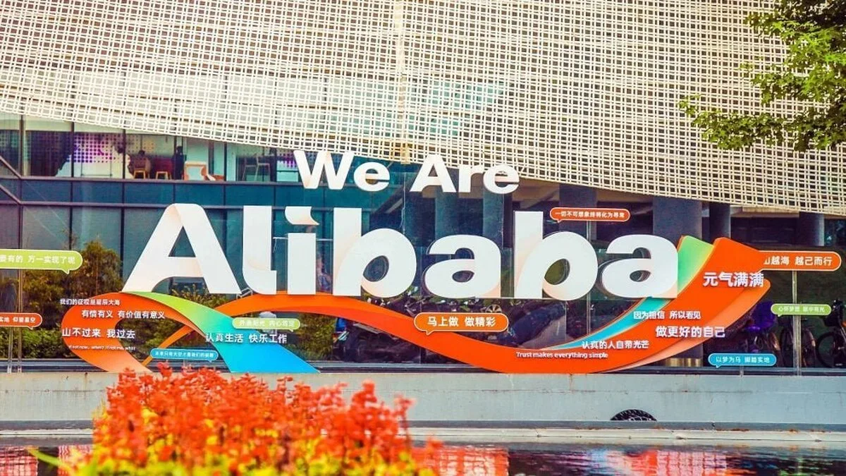 Alibaba acceptă amenda record a Chinei și promite să se schimbe