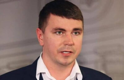 Deputat ucrainean găsit mort într-un taxi. Era implicat într-o anchetă de corupție din Armată