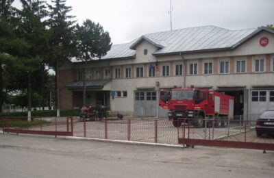 Pompierii au stins un incendiu izbucnit la un camion, în trafic, pe DN 29B