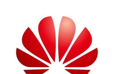 Compania irlandeză de telecomunicaţii Eir spune că va rămâne într-un parteneriat cu Huawei, deoarece continuă strategia de investiții de 1 mld de euro