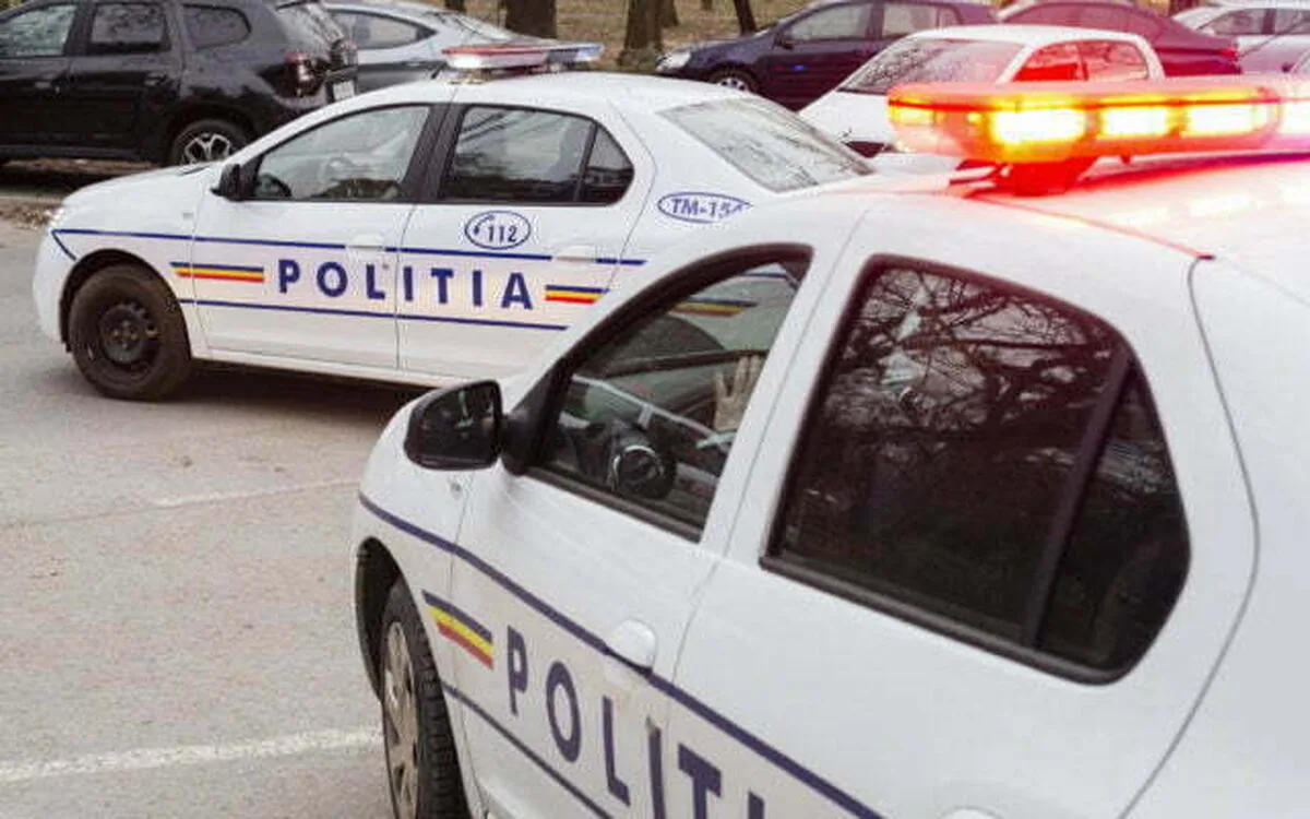 Bărbatul găsit împuşcat în gât la Roman s-a sinucis; el deţinea arma legal
