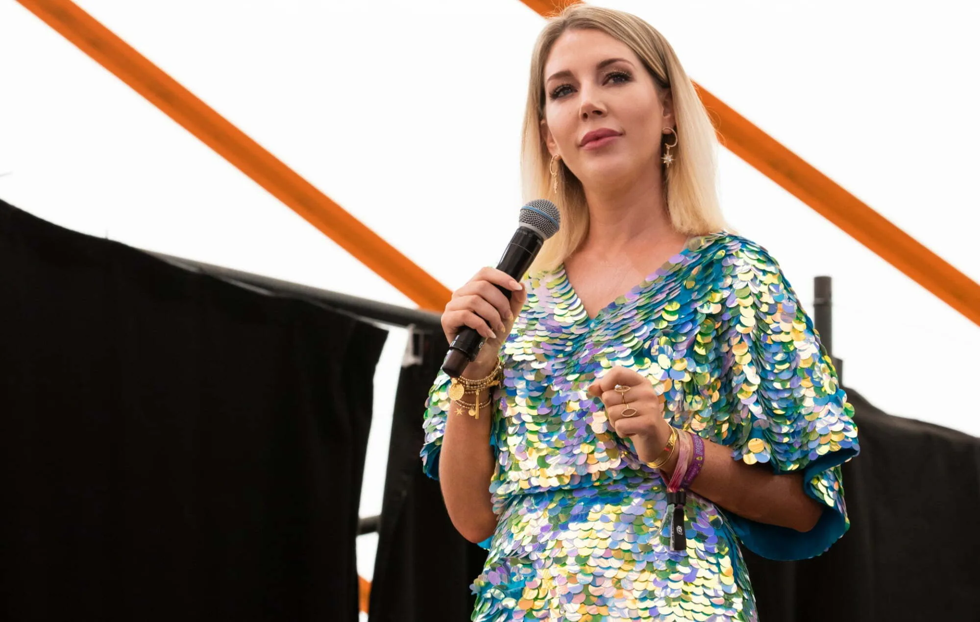 BBC apără comentariul lui Katherine Ryan despre „bărbații albi heterosexuali”