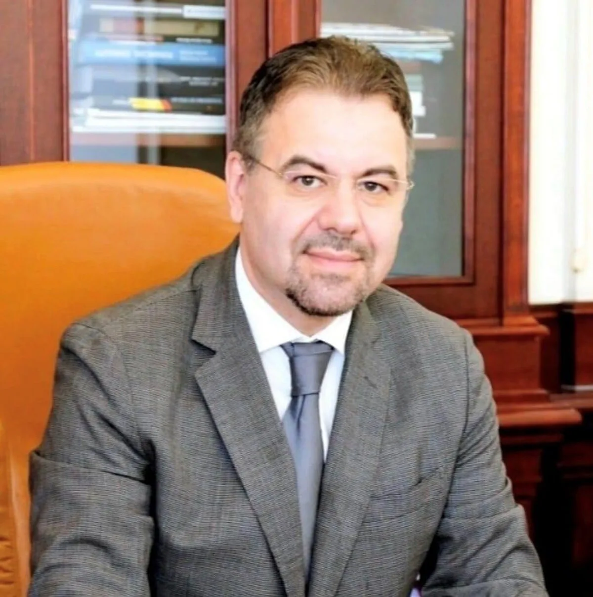 Leonardo Badea (BNR): Mixul de politici ca răspuns la provocările economice actuale
