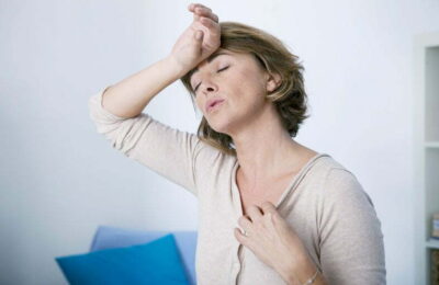 Ce simptome sunt normale la menopauză?