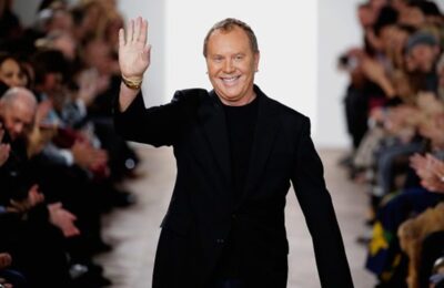 Michael Kors aduce un omagiu Broadway-ului în cadrul aniversării sale a 40 de ani