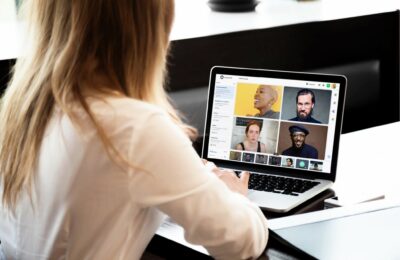 O echipă de români a lansat Sessions, o aplicație care concurează cu succes cu Zoom