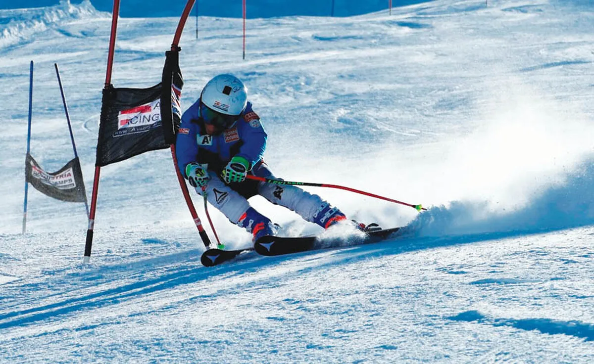 Pe 15 martie începe competiţia de schi alpin Poiana Braşov SES CUP 2021