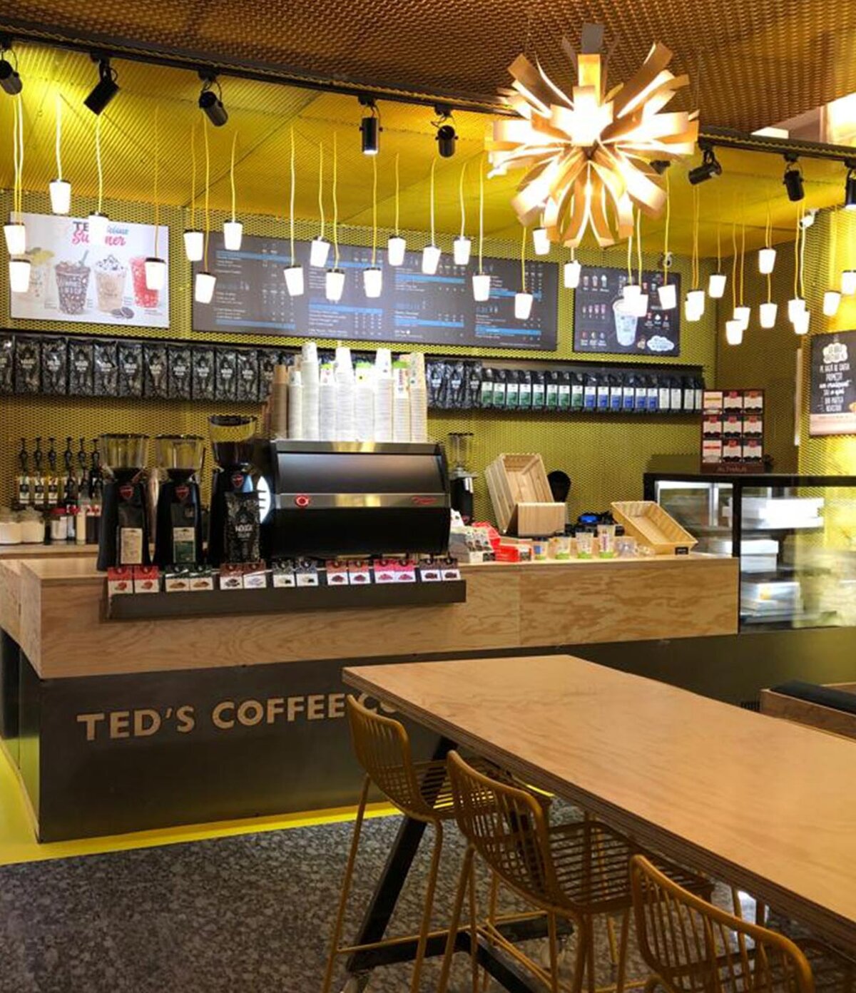TED’S Coffee deschide o nouă cafenea,