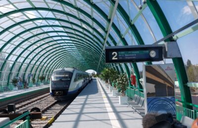 Durata unei călătorii de trenul din Bucureşti Nord către Parc Mogoşoaia este de 11 minute