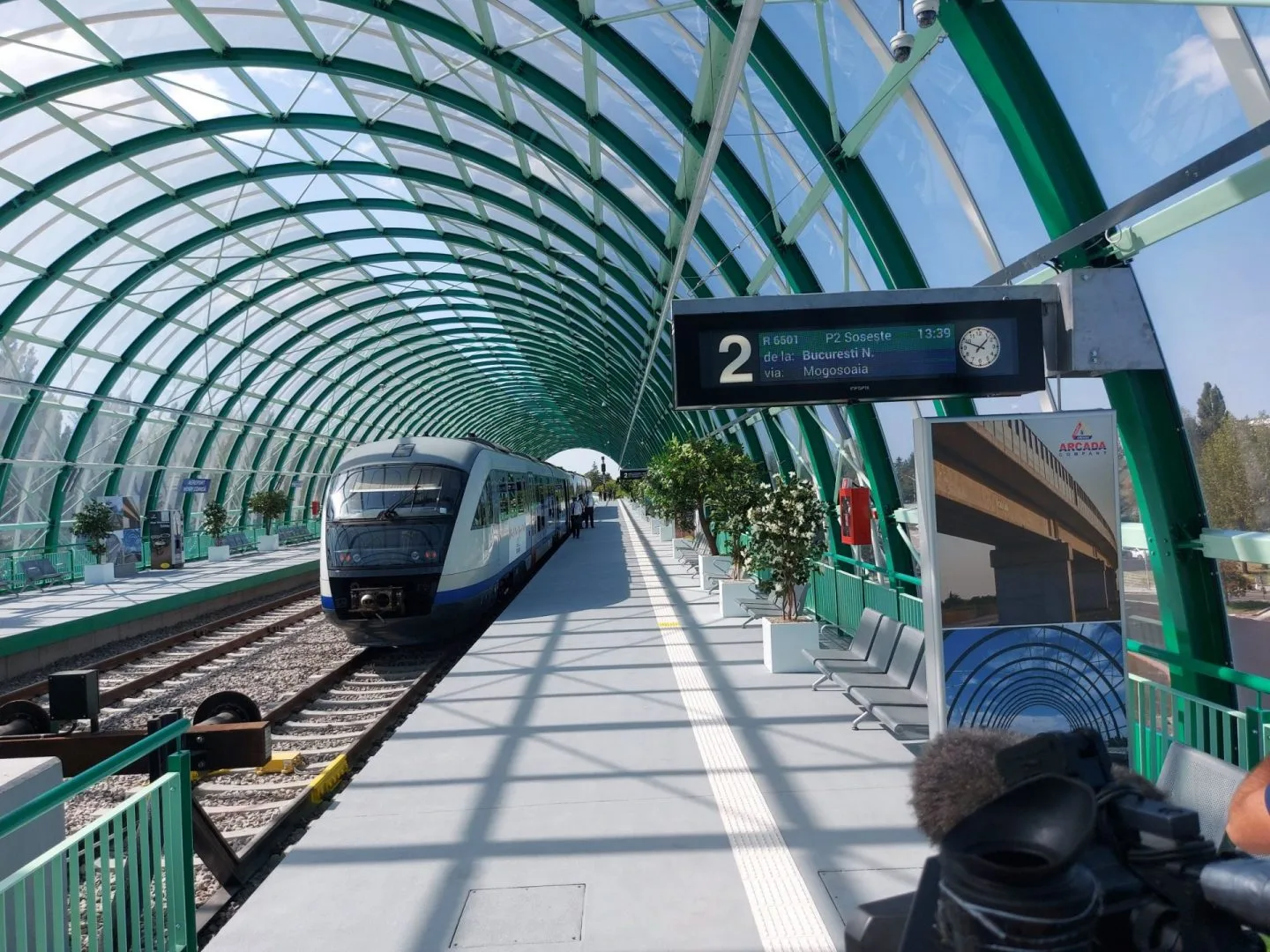 Durata unei călătorii de trenul din Bucureşti Nord către Parc Mogoşoaia este de 11 minute