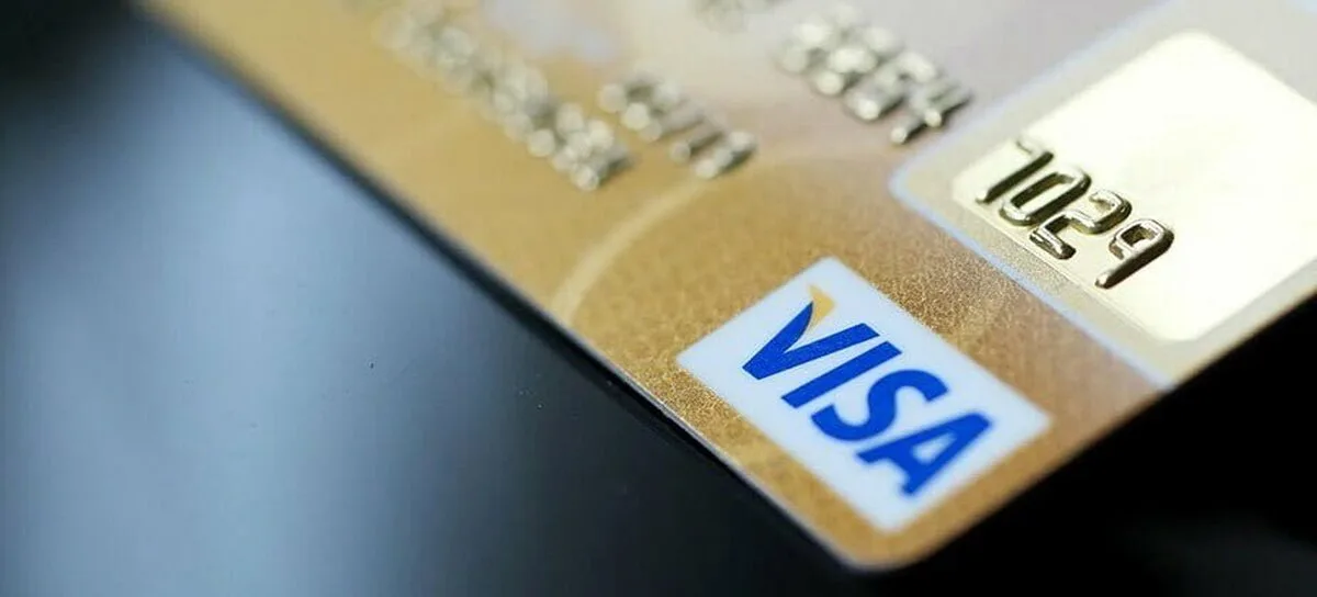 Visa iese din „furtuna” pandemică pe măsură ce volumul cheltuielilor se recuperează
