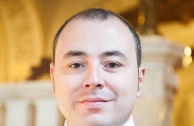 Ambasadorul României în SUA s-a întâlnit cu o antreprenoare româncă lăudată chiar de Steve Jobs