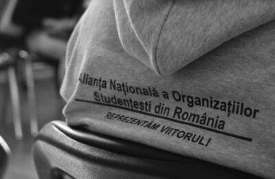 Studenții își câștigă dreptul de a avea acces gratuit la serviciile bibliotecilor central-universitare