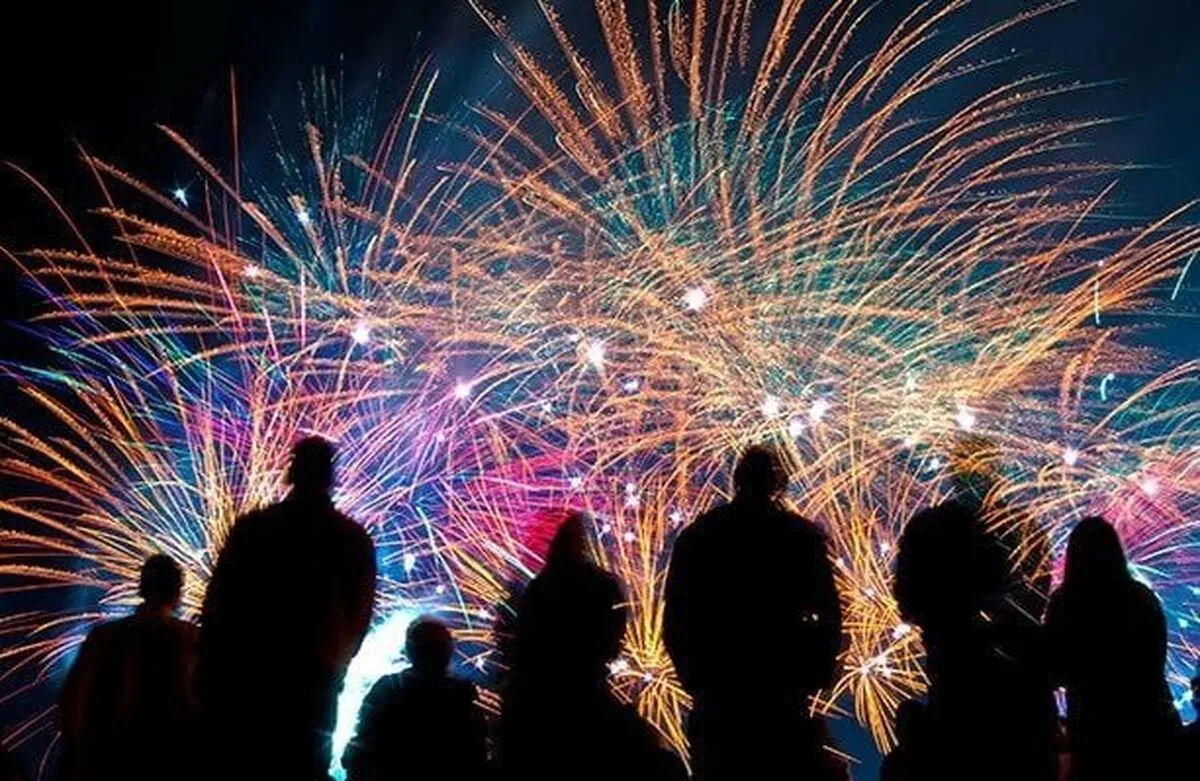 Un tânar a ajuns la spital, după ce a fost rănit de artificii la o petrecere. Cum s-a întâmplat