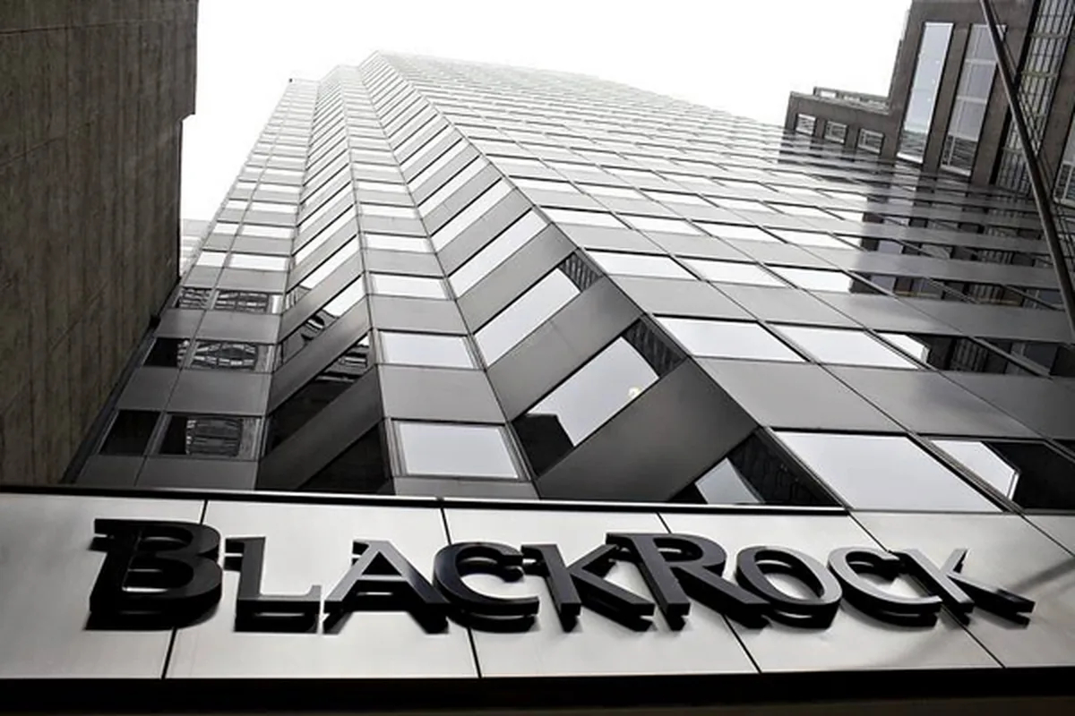 BlackRock angajează o firmă de avocatură pentru o revizuire internă după ultimele plângeri de conduită executivă