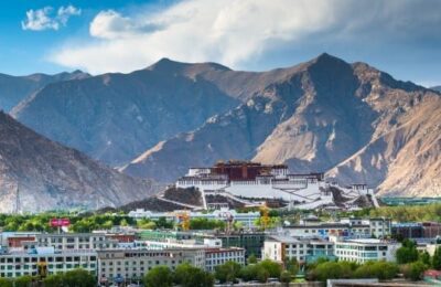 Arc’teryx își cere scuze pentru artificii organizate în Tibet