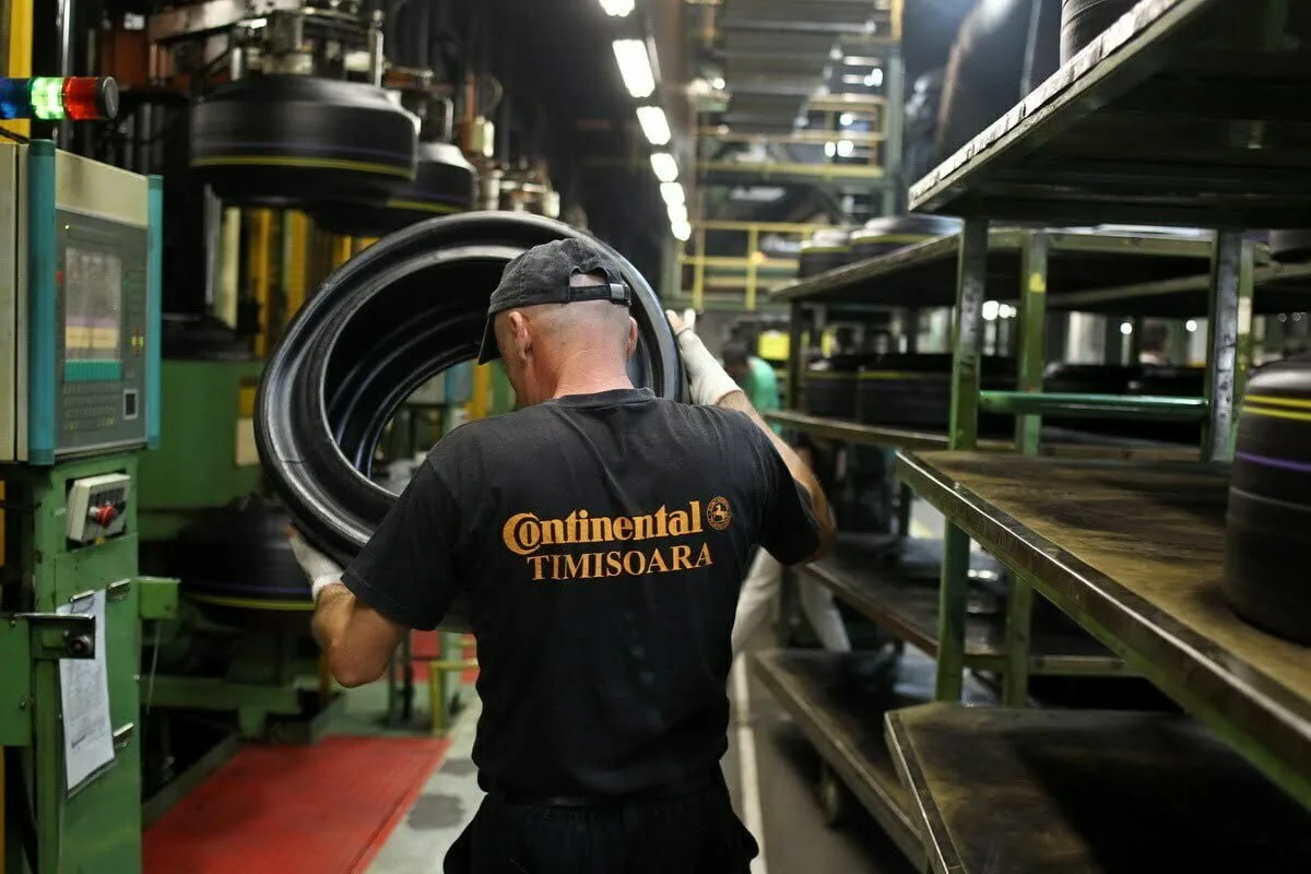 Continental Anvelope Timişoara a pus în funcţiune noul sistem de tratare a emisiilor olfactive