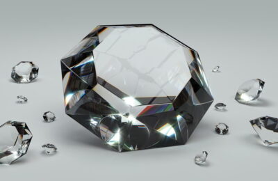 CUM STIU DACA UN DIAMANT ESTE AUTENTIC SAU FALS