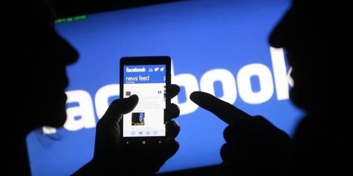 Facebook nu intenționează să-și anunțe jumătatea de miliard de utilizatori afectați de scurgerile de date