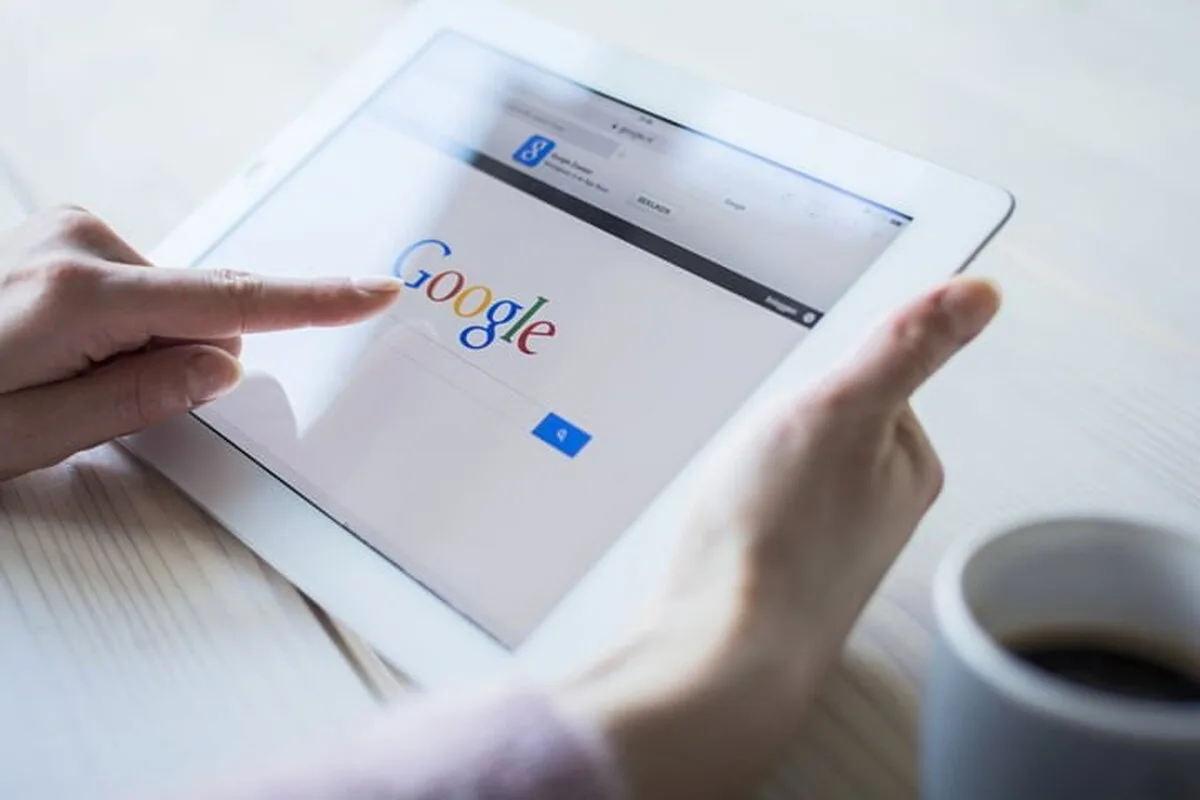 Șeful ziarului Daily Mail dă în judecată Google pentru rezultatele unor căutări