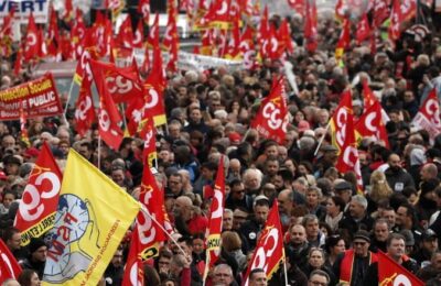 Jumătate din școlile din Franța s-ar putea închide în urma grevei profesorilor.