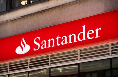 Profitul din Santander crește de cinci ori, stimulat de câștigurile din SUA