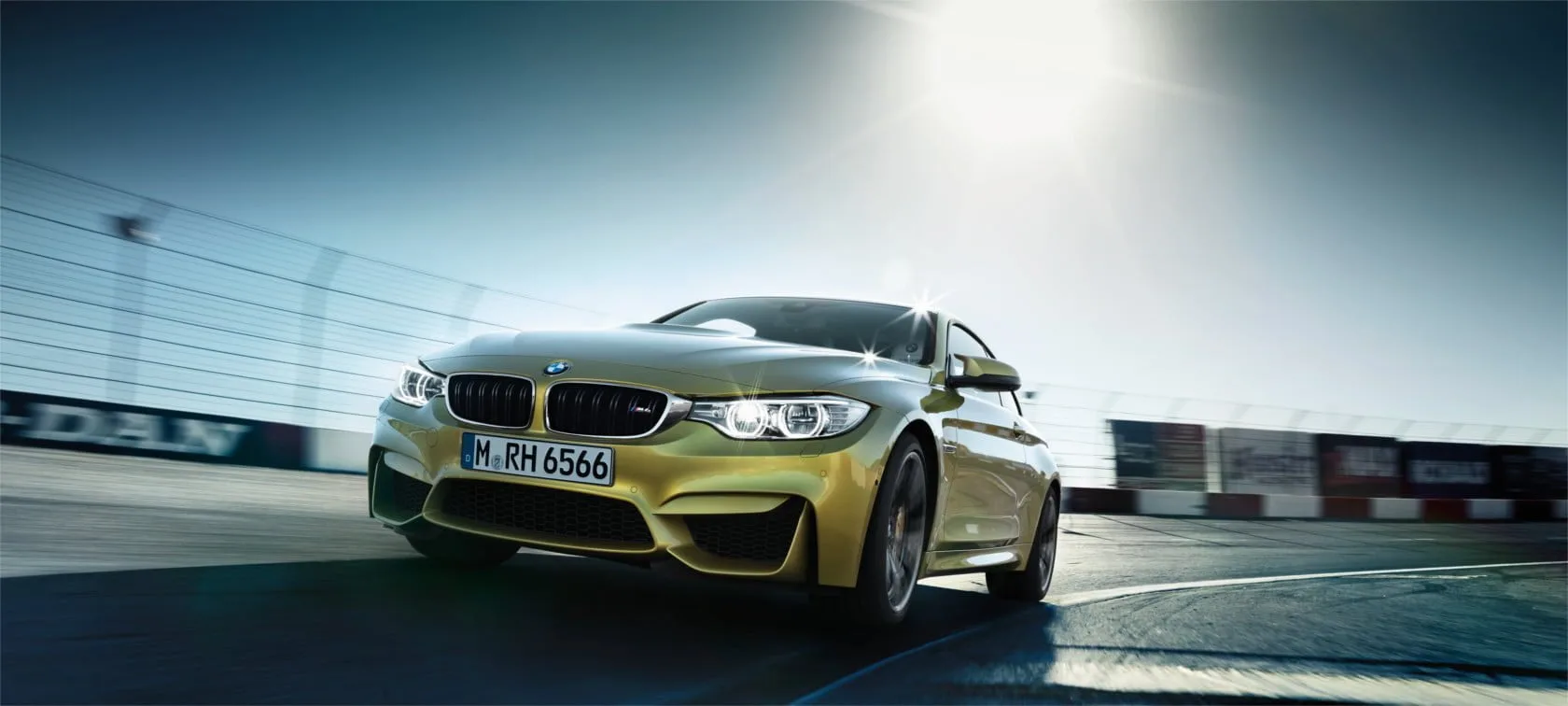 BMW M prezintă în premieră mondială un nou concept de automobil expresiv