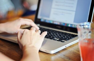 Ce furnizor de energie alocă 30 de milioane de lei achizițiilor de servicii software