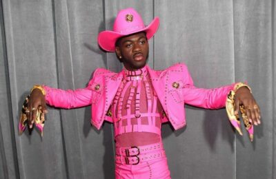 Lil Nas X devine sfidător în timp ce se află în fruntea clasamentului SUA cu noul său videoclip