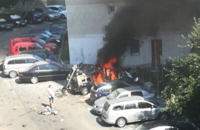 Explozie şi incendiu la o dubiţă în Râmnicu Vâlcea, dosar penal pentru distrugere din culpă