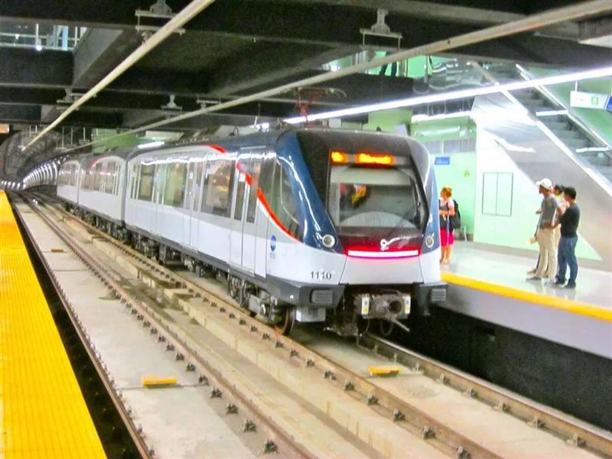 Agenţii de pază de la metrou nu pot da amenzi pentru nepurtarea măștii.