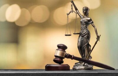 Ministerul Justiţiei suspendă procedura de selecţie pentru ocuparea funcţiilor vacante de conducere la PG, DIICOT şi DNA