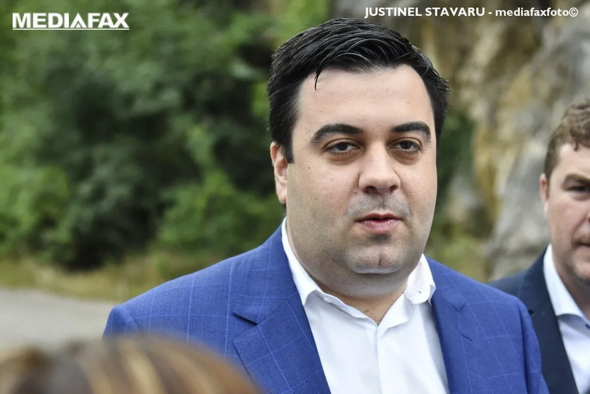 Au trecut 7 ani de când proiectul ‘România educată’ lâncezeşte(Răzvan Cuc)