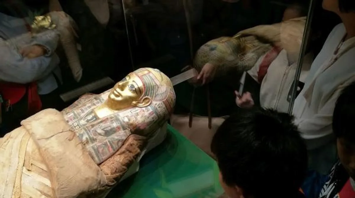 Mumiile egiptene au defilat prin Cairo în drum spre noul muzeu