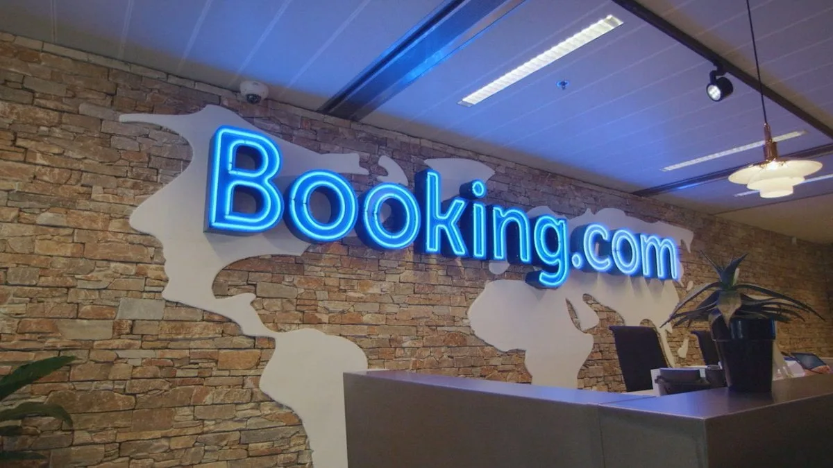 Platforma de rezervări Booking.com, amendată în Rusia cu 175 milioane de dolari