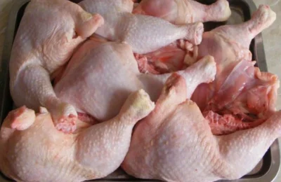 Pui cu Salmonella într-o rețea de hipermarketuri.