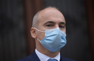 Se schimbă vârsta de pensionare!