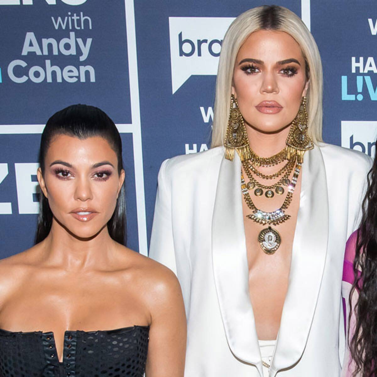 Khloé Kardashian o întreabă pe Kourtney Kardashian dacă vorbește vreodată cu fostul ei iubit: „Niciodată”