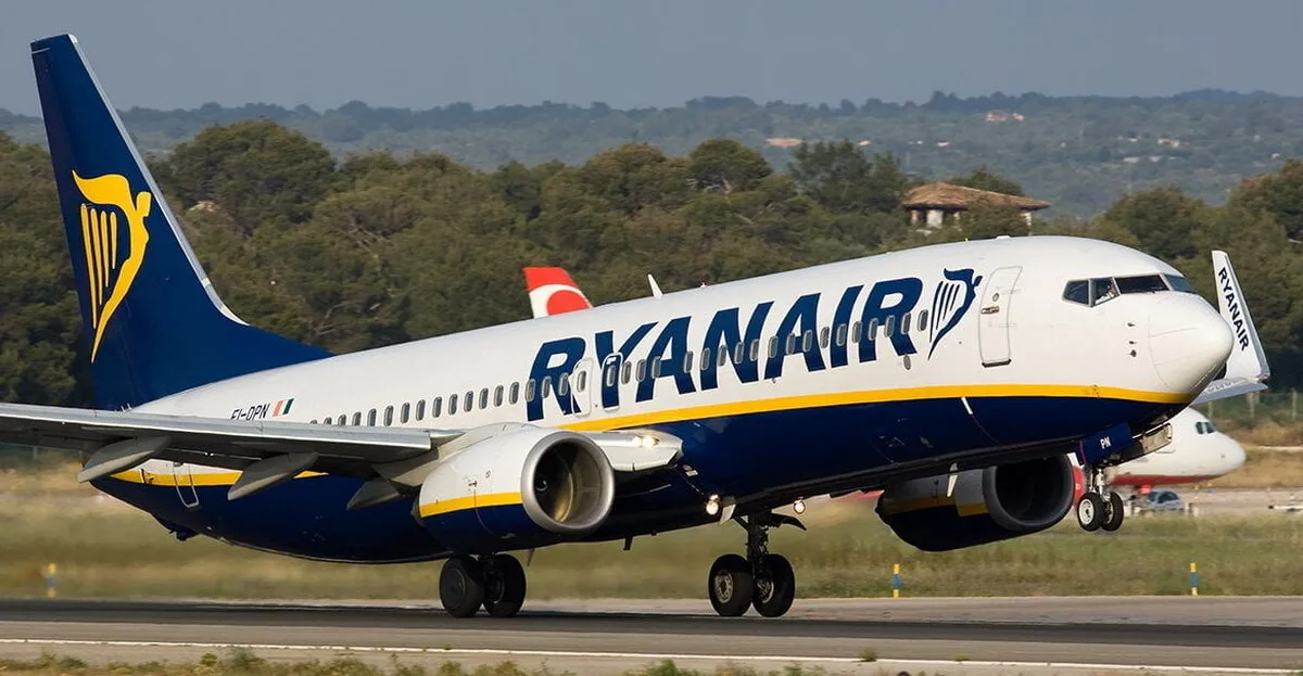 Reluarea călătoriilor a dus la majorarea numărului de pasageri transportaţi de Ryanair în iulie
