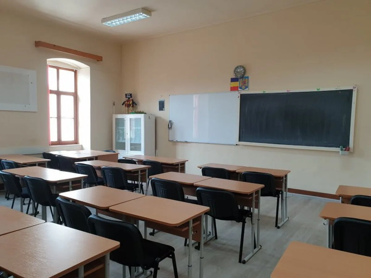Salariile profesorilor ar putea crește cu 16% de la 1 ianuarie