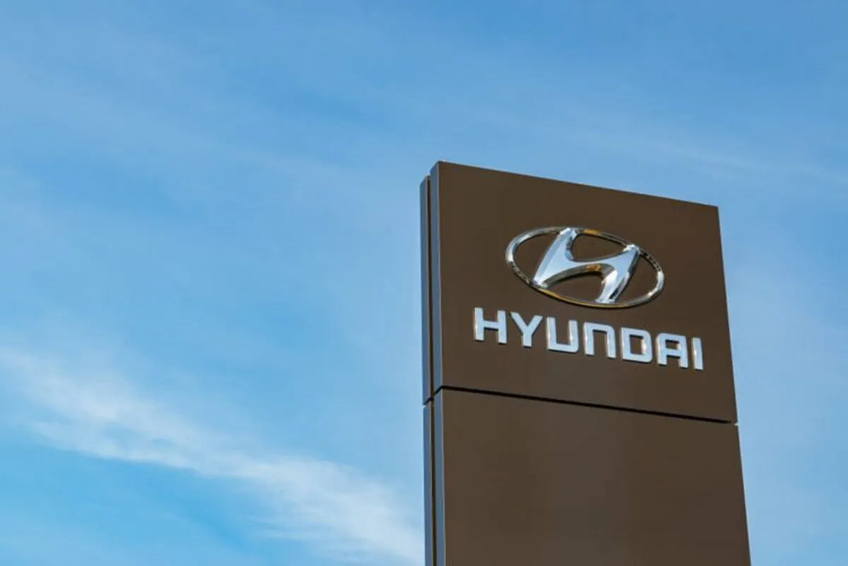 Hyundai va opri producția din luna aprilie din cauza lipsei globale de cipuri