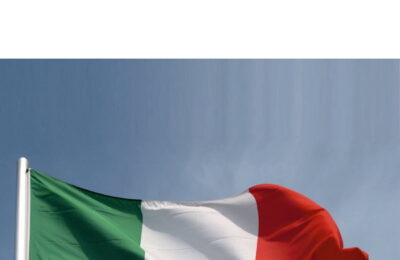 Italienii se revoltă împotriva certificatului verde!